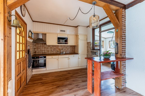 Foto - Te koop: Ruime hoekwoning met potentie!
